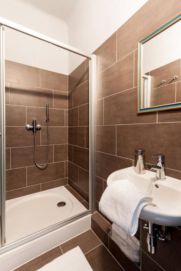 Europe Heart Apartment For 9 Budapešť Exteriér fotografie